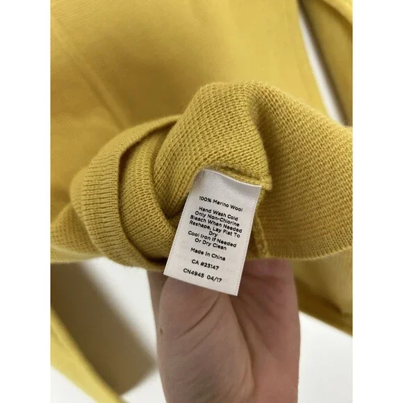 Talbots MERINO Wool MILITARY SWEATER JACKET Women’s Petite XS Yellow Good Button - Picture 3 of 3